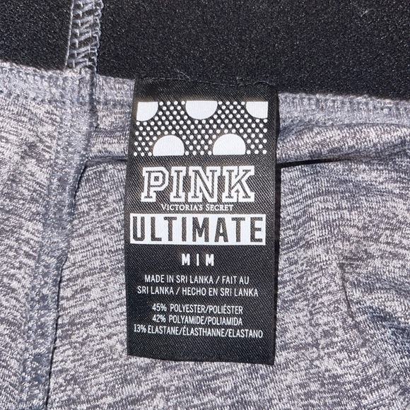 🌹PINK ULTIMATE CAPRI LEGGINGS - Picture 3 of 4